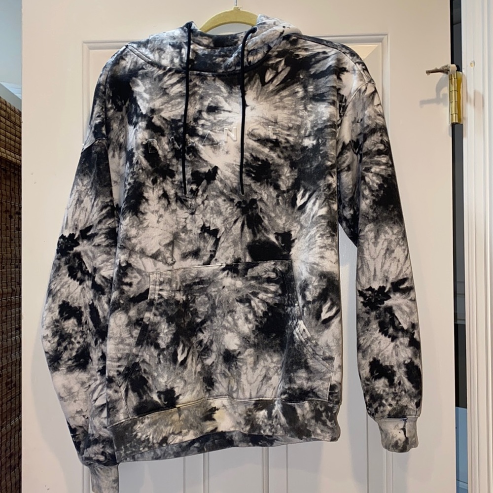 Balance Athletica Men’s Medium Hoodie